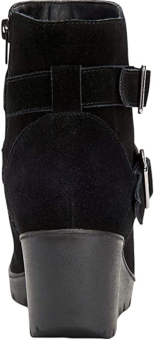 Giani Bernini Women's Sashaa Memory-Foam Water-Resist Booties Color Black Suede Size 9M