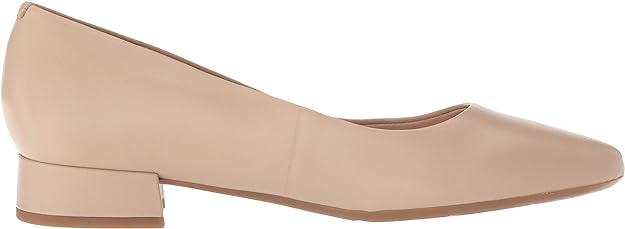 Easy Spirit Women's Caldise Pump Color Latte 101 Size 8.5M