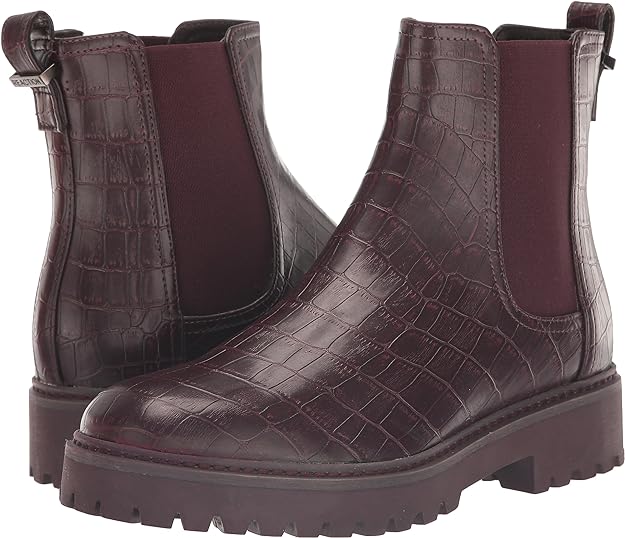 Kenneth Cole Reaction Women's Salt Lug Chelsea Boots Color Burgundy Size 8M