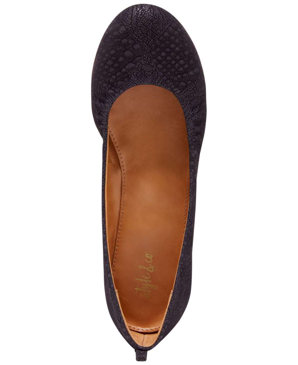 Style & Co. Women’s Vinniee Leather Closed Toe Ballet Size 8.5M