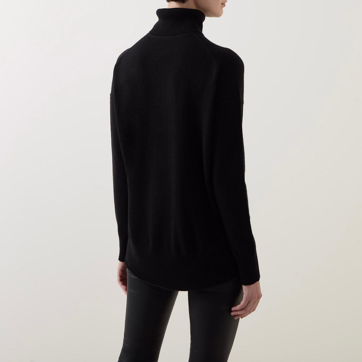 Theory Women's Karenia Turtleneck Cashmere Sweater  Color Black Size S