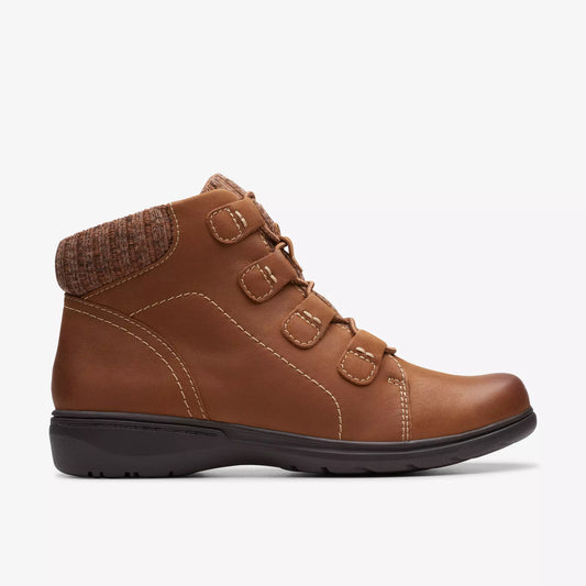 Clarks Women's Carleigh Jade Boots   Dark Tan Nubuck Size 9.5W