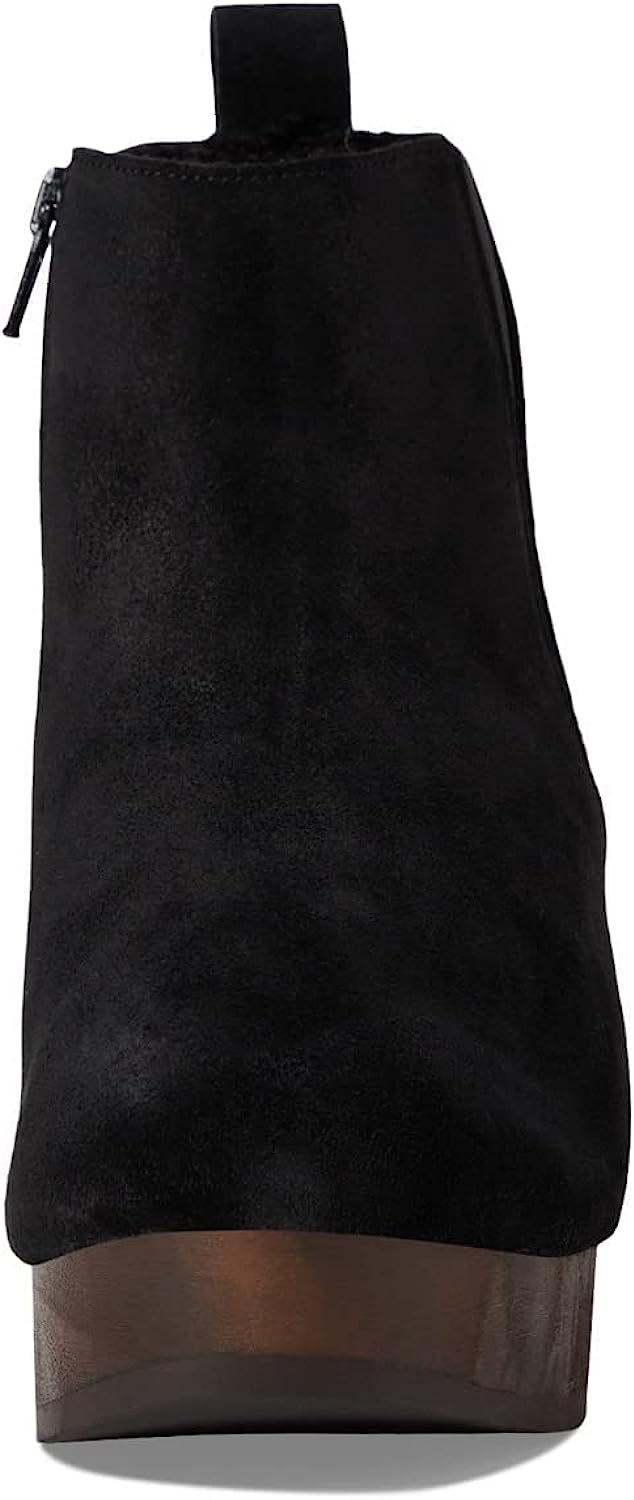 Andre Assous Women's SANAA Shoes  Color Black Size 8M