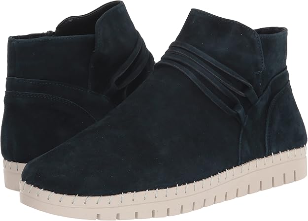 Bella Vita Women's Falynn Ankle Boots  Color Navy Suede Leather Size 7.5W