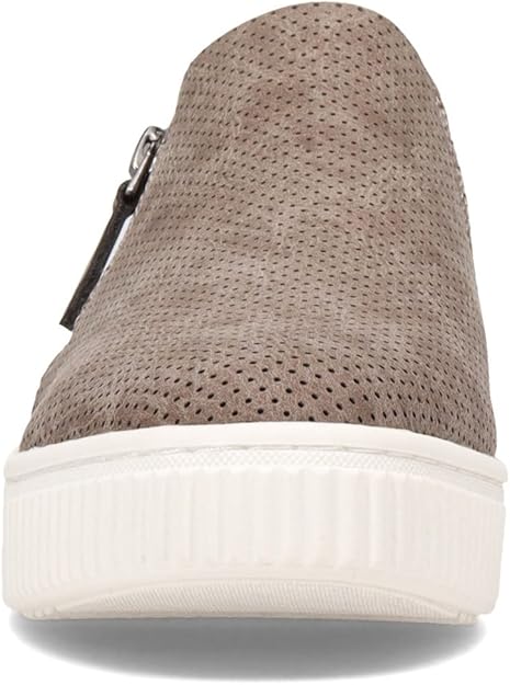 Soul Naturalizer Women's Turner Slip-On Sneakers  Grey Faux Leather Size 6W