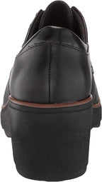 Clarks Women's Mazy Hyannis Oxford  Color Black Leather Size 6.5M