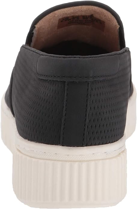 Soul Naturalizer Women's Tia Slip-on Sneakers  Color Black Vegan Leather Size 10M