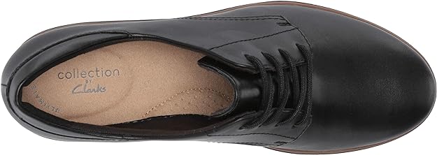 Clarks Women's Mazy Hyannis Oxford  Color Black Leather Size 6.5M