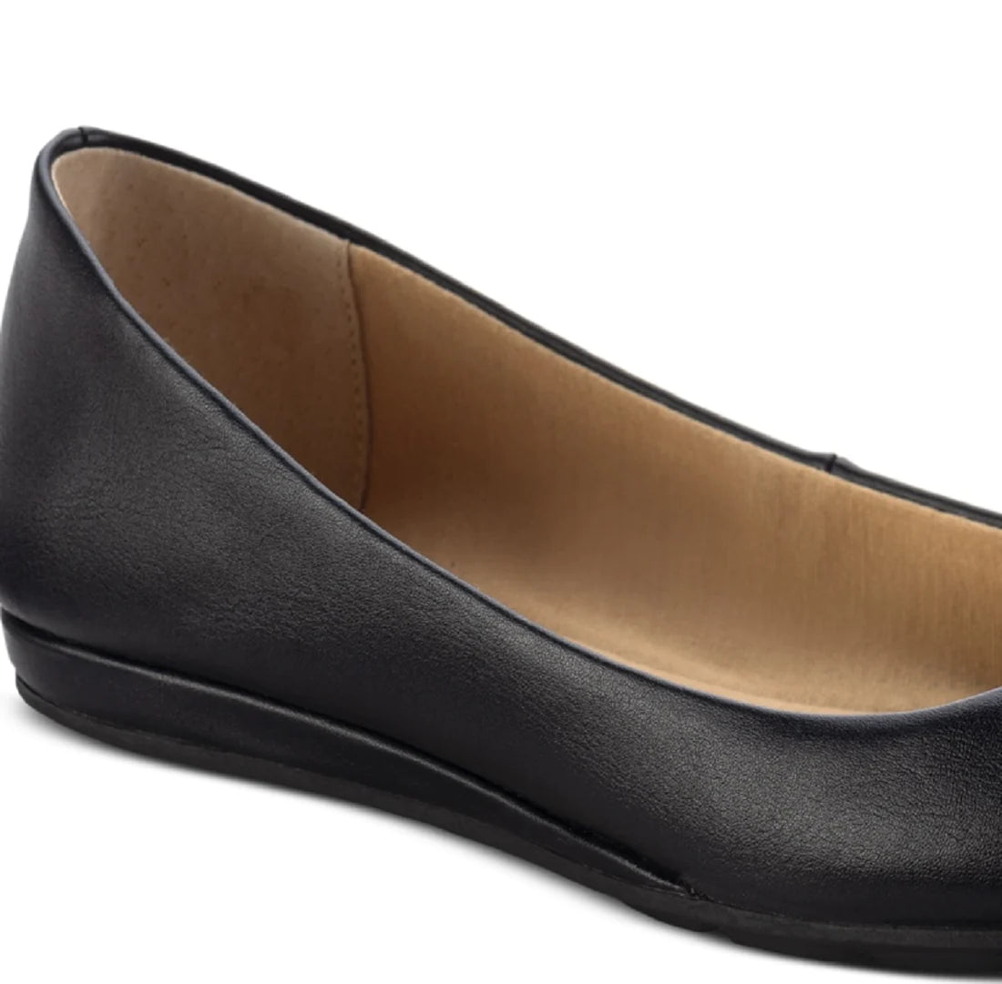 Sun Stone Eliana Flats Shoes  Color Black Size 6.5M