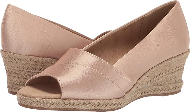 Easy Street Women's Jasper Wedge Sandal  Natural Thai Silk Size 7W