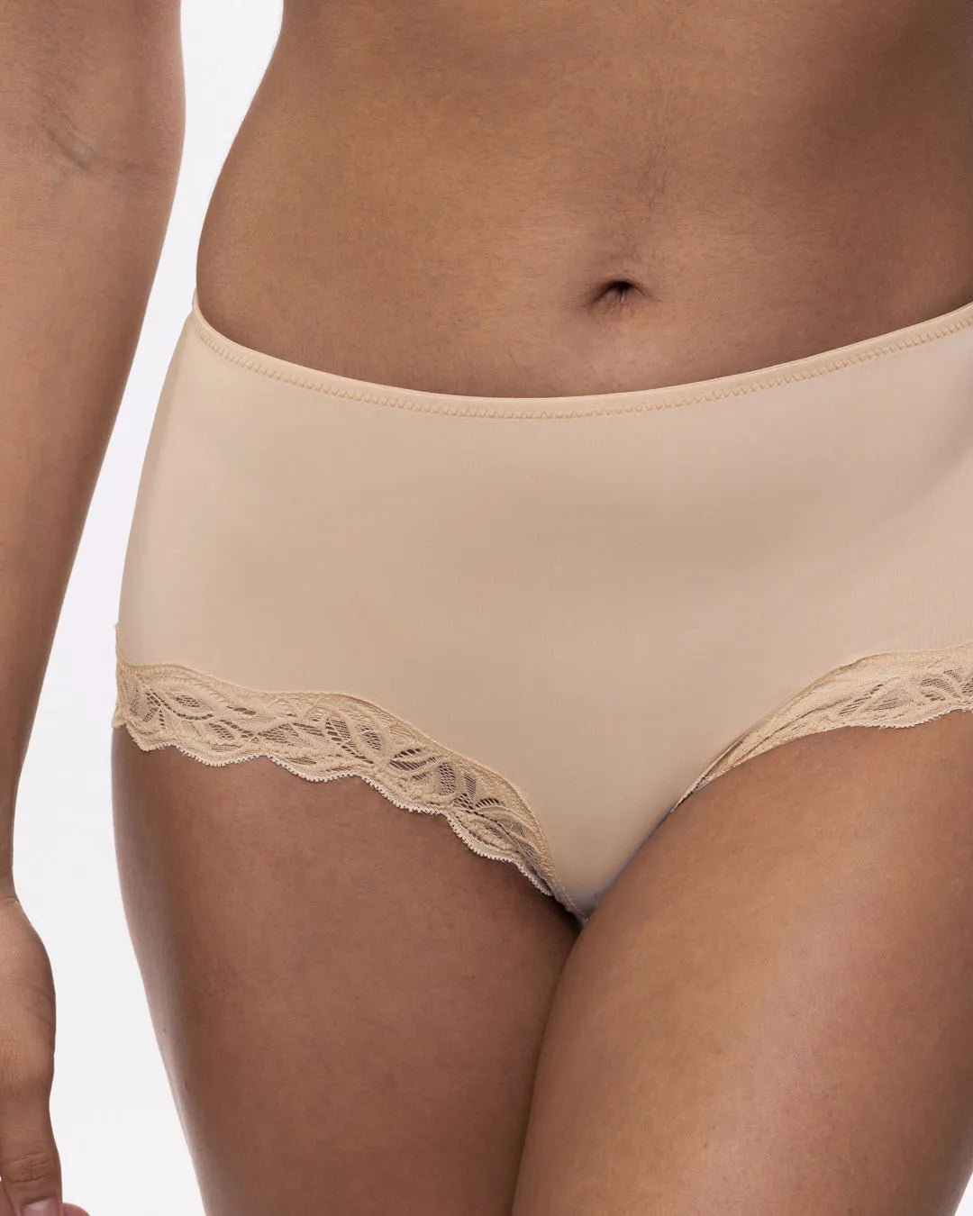 Dorina Women's Evie Micro Pack of 2 Midi Briefs  Nude/Black Size L