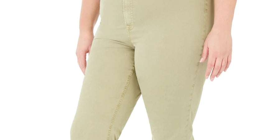 Celebrity Pink Women's Plus Size Montauk Cropped Pants  Color Green Size 18