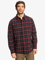 Quiksilver Men's Cliff Edge Flannel Shirt  Color Deep Red Size XL