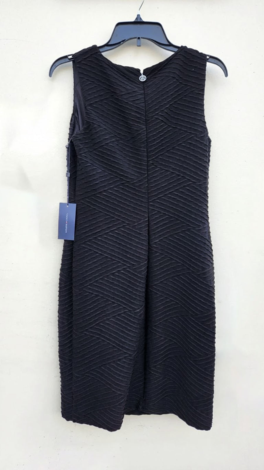 Tommy Hilfiger Women's Petites Sleeveless Sheath Dress  Black Size 10P