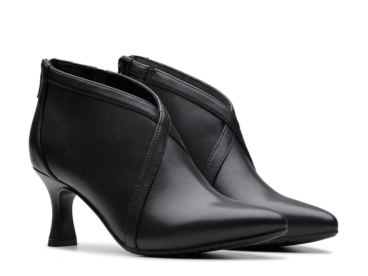 Clarks Women's Kataleyna Sol Boots  Black Leather Size 7
