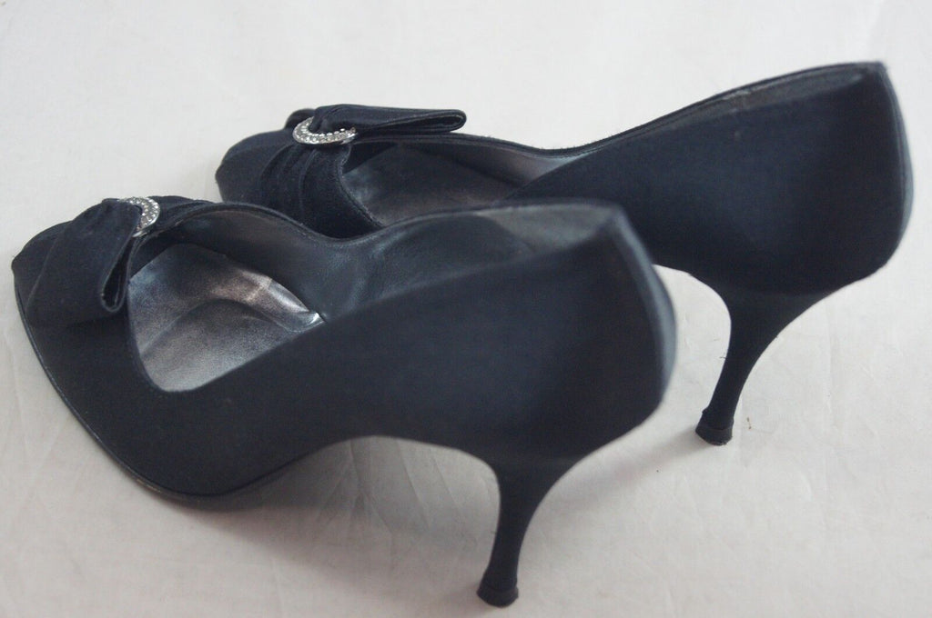 Stuart Weitzman Women's Ringbling Formal Dress Pumps  Black Satin Size 9.5