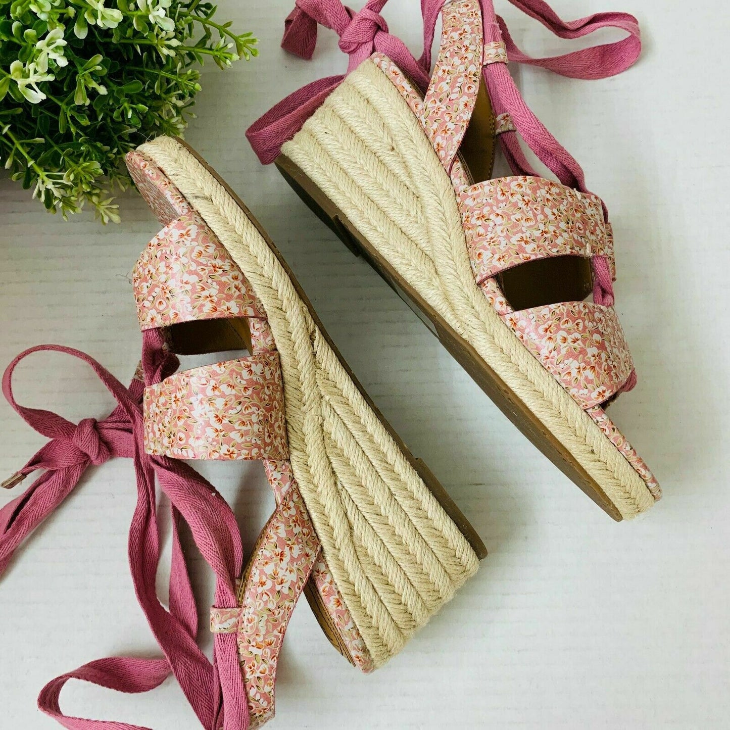 Patricia Nash Women's Riva Wedge Sandals  Color Blush Bouquet Size 8.5M
