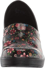 Easy Works by Easy Street Women's Laurie Clog  Style LAURIE Size 9M