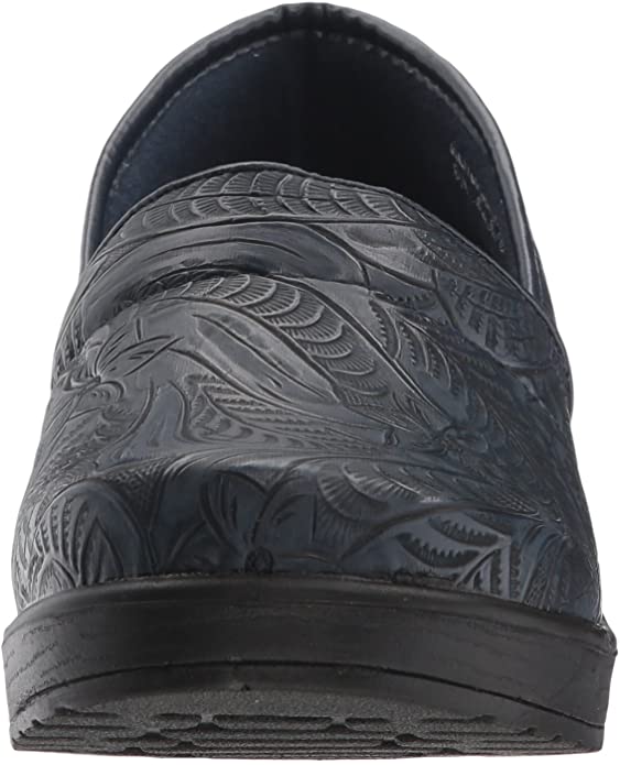 Easy Works Women's Lyndee Health Care Professional Shoes Color Navy Size 8.5WW