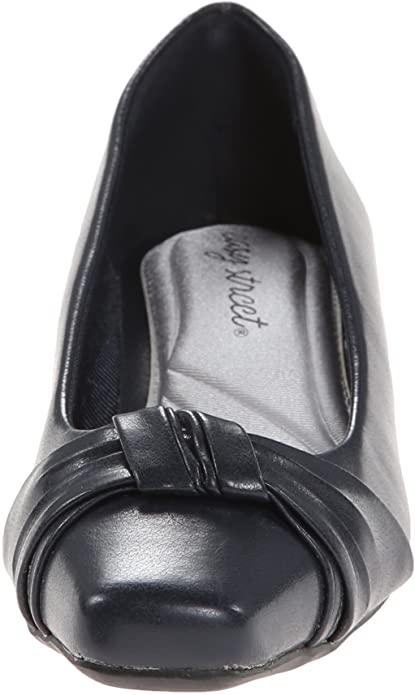 Easy Street Women's Waive Dress Pump