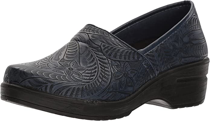 Easy Works Women's Lyndee Health Care Professional Shoes Color Navy Size 8.5WW