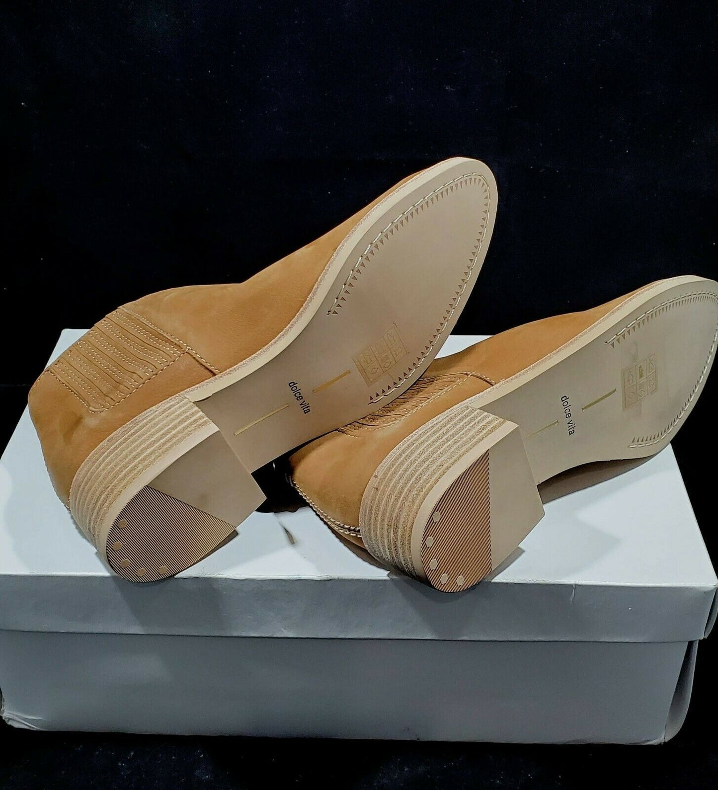 Dolce Vita Women's Towne Booties  Color Beige Size 8m
