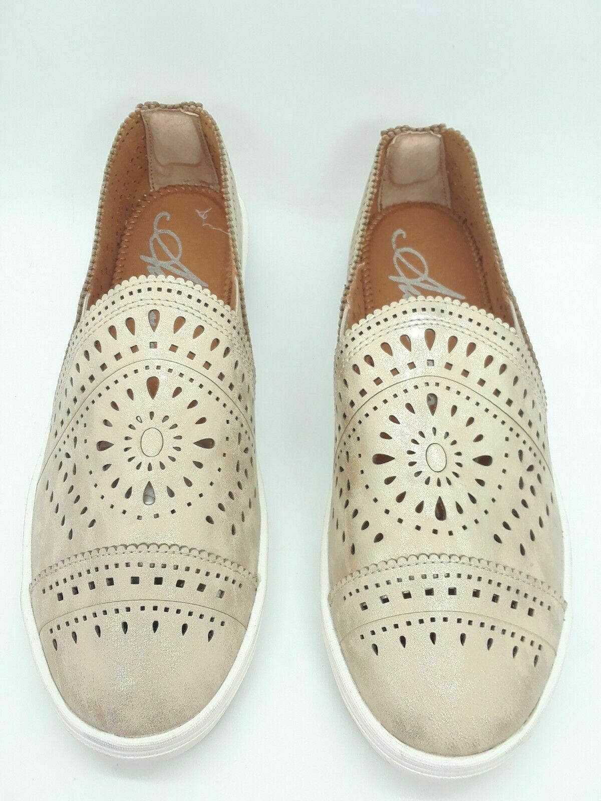 American Rag Ashanne Slip On Flats Platino Size 10.5M