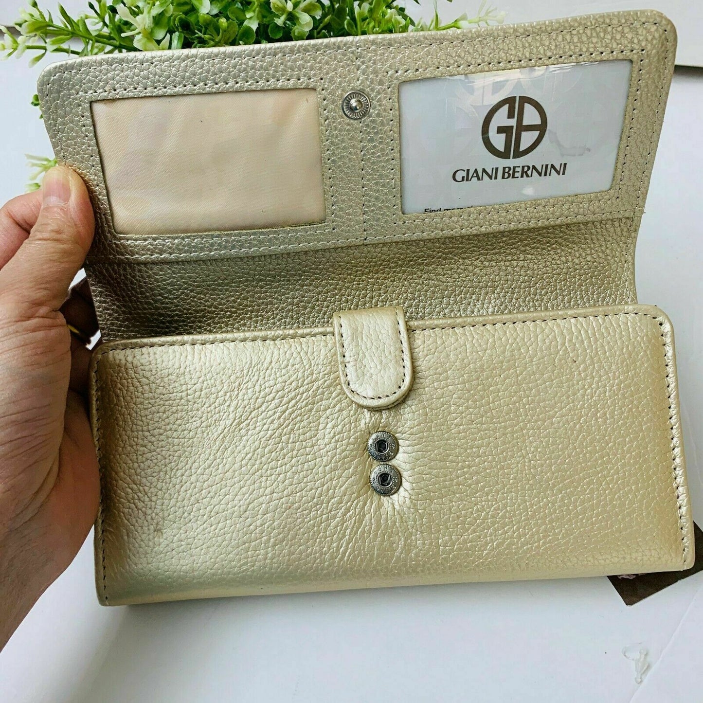 Giani Bernini Genuine Pebble Leather Bifold Wallet Gold