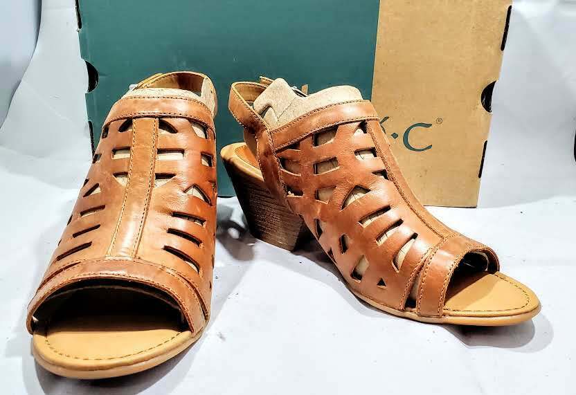 B.O.C Dixie Dress Sandal  Color Tan  Size 10M